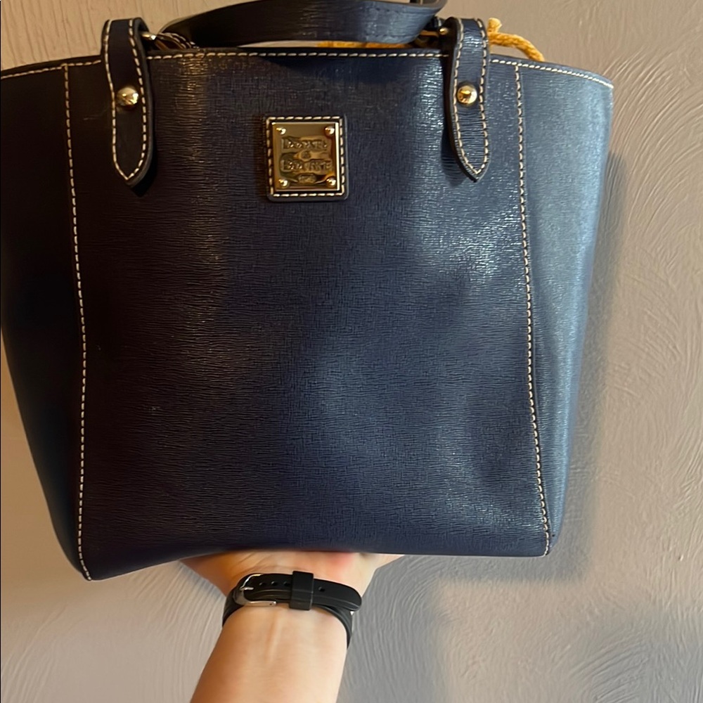Dooney & Bourke Maxine Classic Navy Tote
